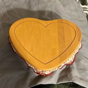 Longaberger 1999 love basket